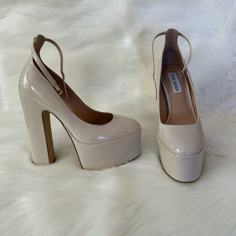 Steve Madden Skyrise Bone - 6.5
